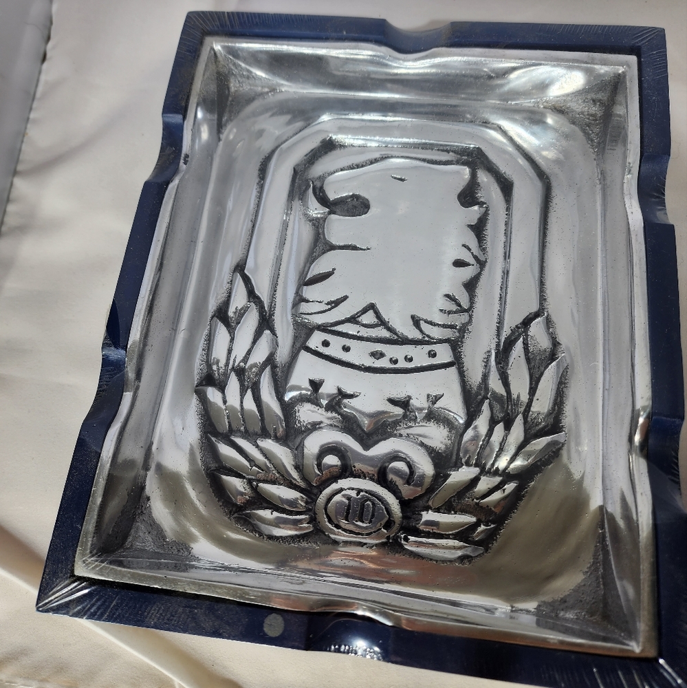 Drew Estate Undercrown 10 ashtray
